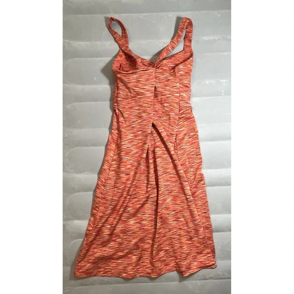 Mondetta activewear criss-cross strap tank dress medium red orange shelf bra - Picture 6 of 13